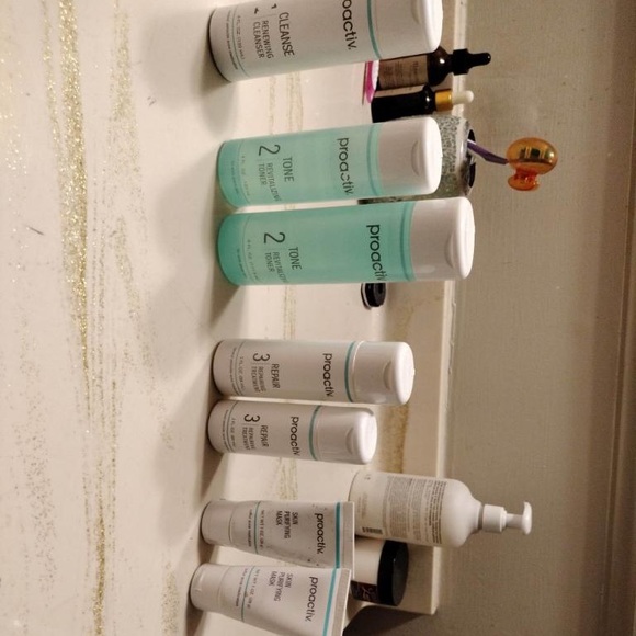 proactive set used a couple of times - Picture 4 of 7